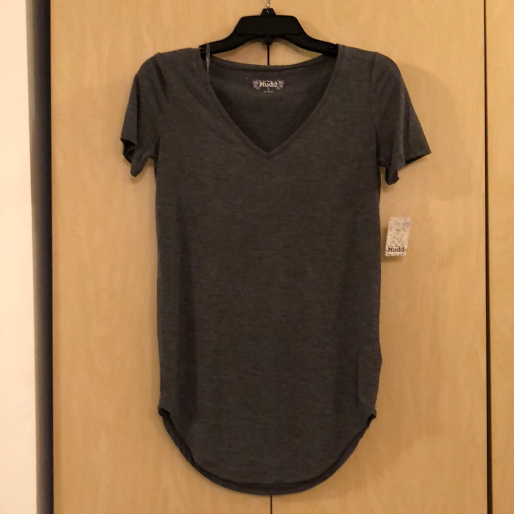 Mudd solid v-neck shirt